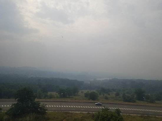 Донецк покрылся дымом: ФОТО