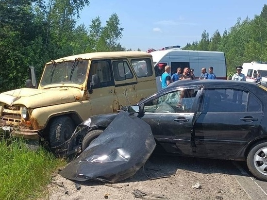 В Ивановской области в аварии с участием трех автомобилей погибла женщина