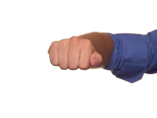 Подросток в Карелии ударил полицейского и предстанет перед судом