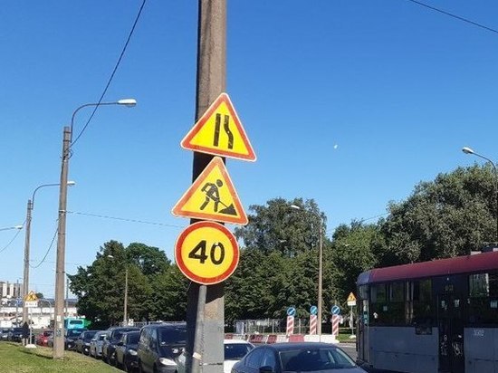 Движение на перекрестке Суворовского проспекта и Тульской улицы ограничат с 13 июля