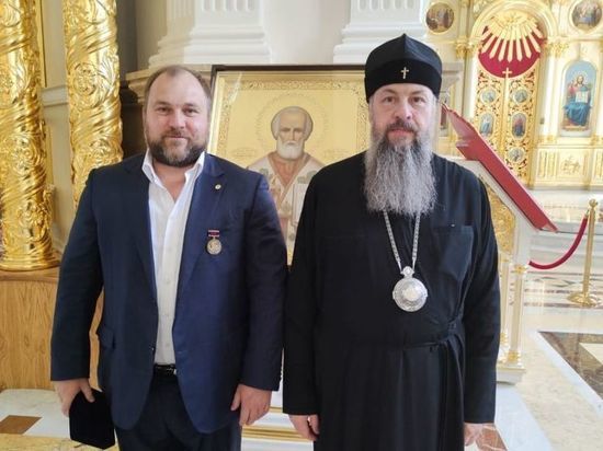 В Пензе митрополит Серафим поблагодарил бизнесменов за помощь в строительстве Спасского кафедрального собора