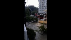 Появились кадры стихии в Сочи: центр города в воде