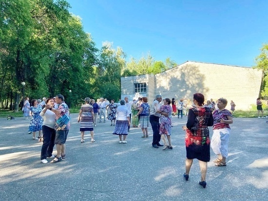 Пензенцев приглашают на танцы в Парк Комсомольский