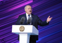 Президент Белоруссии Александр Лукашенко в ходе телефонного разговора с российским коллегой Владимиром Путиным обсуждал планы нападения Запада на Россию