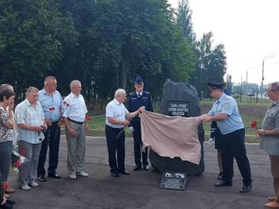 В Курске состоялось открытие памятника жертвам ДТП