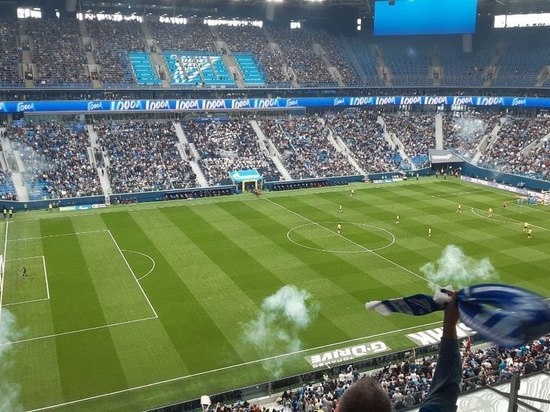 Футбольные фанаты бросились оформлять FAN ID