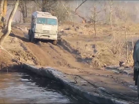 Украинские военные заминировали мосты через Северский Донец
