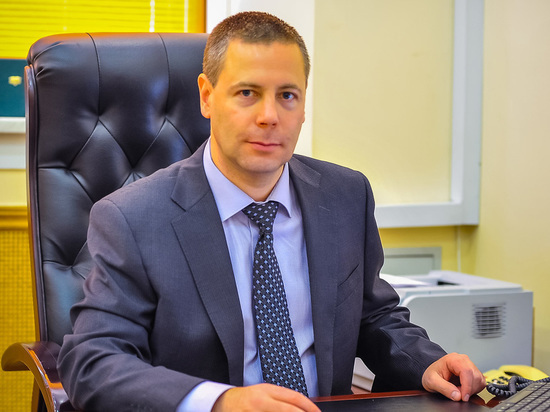 Врио губернатора Михаил Евраев потребовал штрафовать подрядчиков срывающих сроки работ по проекту «Наши дворы»