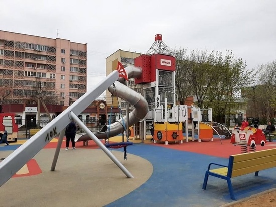 В Элисте проведут капремонт одной из самых популярных детских площадок