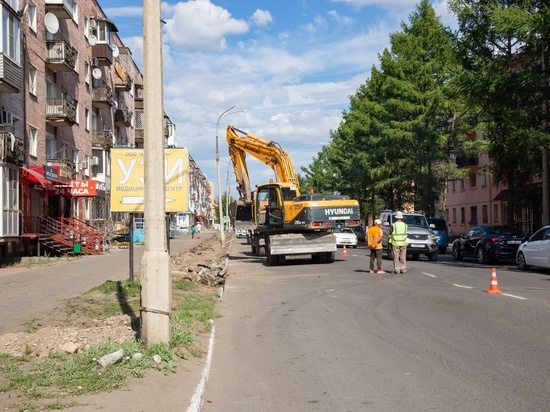 В столице Тувы расширяют проезжую часть по улице Ленина