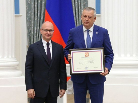 Губернатор Ленобласти получил грамоту президента России