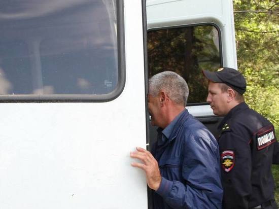 Полицейские проверили законность нахождения в РФ работников теплиц под Красноярском