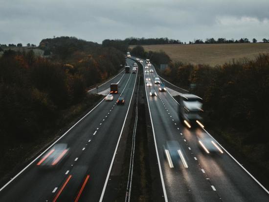 Эксперт: из-за ограничений автомобильного транзита простаивают около 40% компаний Калининграда