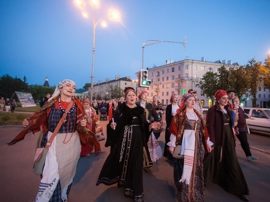 Фольклорным парадом пройдут по Пскову участники фестиваля «Соловьиная ночь»