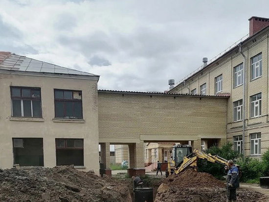 Две крупные школы Вологодчины ремонтируют по федеральной программе