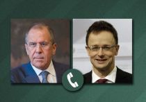 Глава министерства иностранных дел Венгерской Республики Петер Сийярто не намерен отказываться от российского ордена Дружбы, полученного им в декабре 2021 года