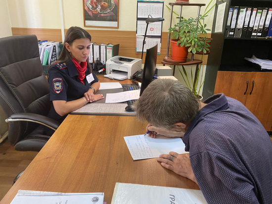 Не имевшим паспортов с 90-х годов красноярцам помогут восстановить документы