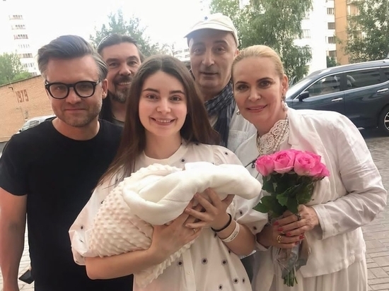 Почему Мария Козакова и Иван Замотаев назвали дочку редким именем Иванна
