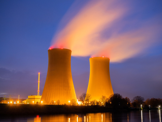 Трасс: Британии для снижения зависимости от России нужна атомная энергетика