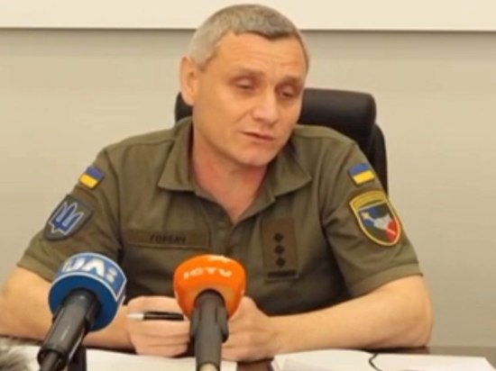 Украинские военные объяснили, почему вручают повестки на улицах