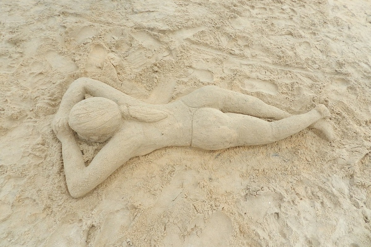 Женщина из песка