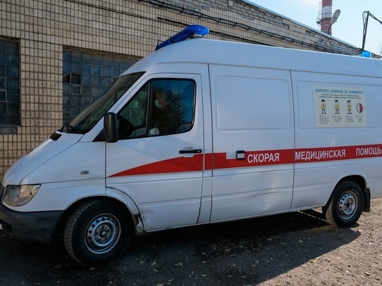 В Волгоградской области в ДТП на трассе пострадала 29-летняя автоледи