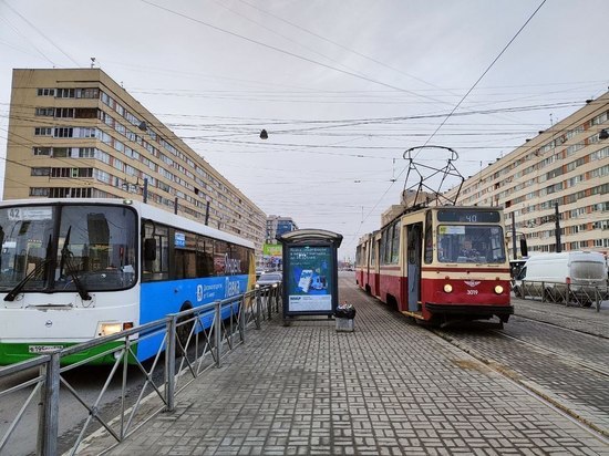 Более 60 километров трамвайных путей заменят в Петербурге к 2024 году