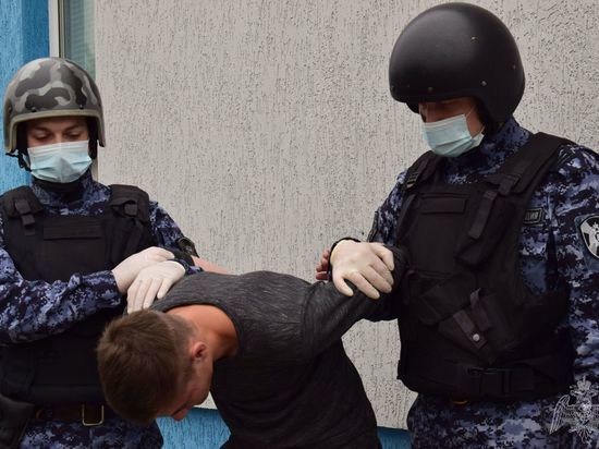 Мужчина взял кредит и раскидал по Орловщине свёртки с «солью»