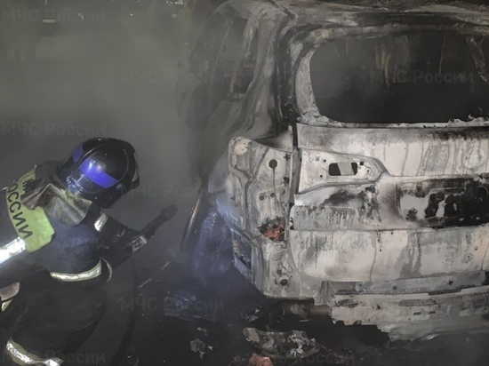 Озвучена причина пожара трех автомобилей в Калуге