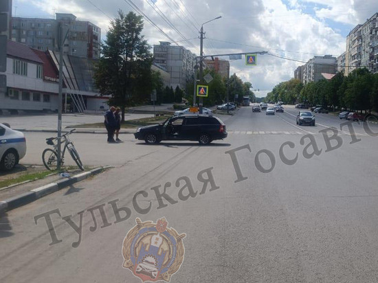 В Туле на улице Фрунзе 16 июля водитель сбил 64-летнюю велосипедистку