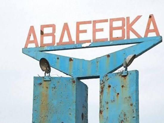 Самый мощный укрепрайон ВСУ на Донбассе наполовину окружен