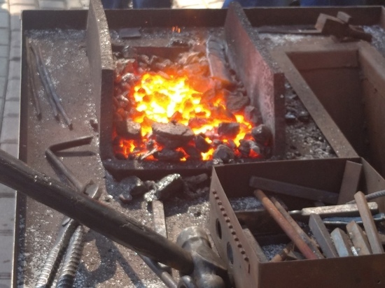 В ДНР снова разрешили собирать металлолом