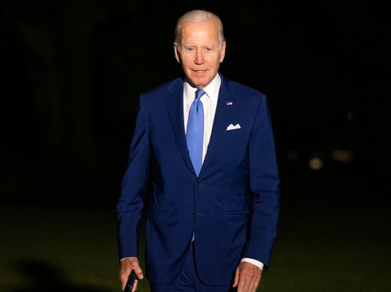 Американцы возмутились попыткой жены Байдена оправдать его провалы