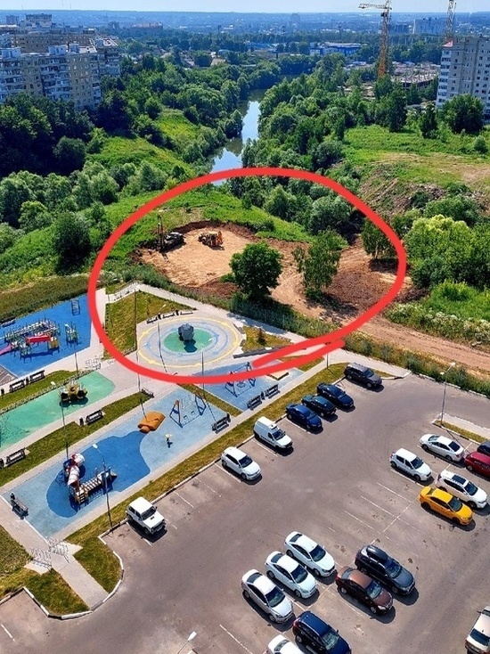 На Генерала Родина в Орле возобновили строительство жилого комплекса