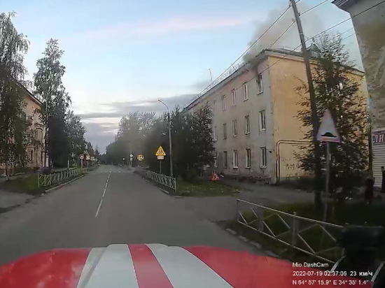 Ночью загорелся жилой дом в городе Карелии, погиб один человек