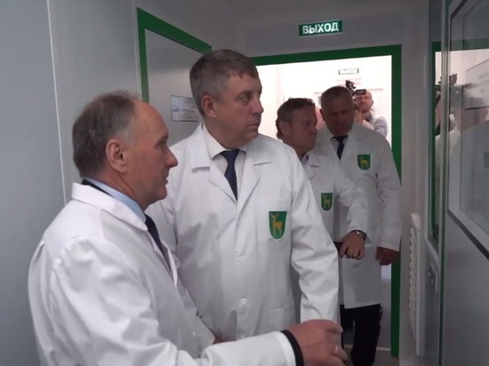 Брянский губернатор посетил филиал Московского эндокринного завода