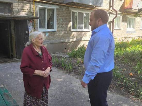 Жители улиц Ленина и Крупской в Пензе пожаловались депутату на состояние дворов