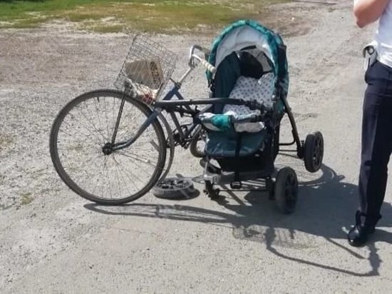 Пьяная велосипедистка протаранила детскую коляску в Волгоградской области