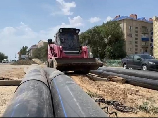 В райцентре Калмыкии продолжаются работы по реконструкции водопровода