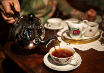 Вещества, содержащиеся в чае, могут оказаться небезобидными для людей с некоторыми особенностями здоровья