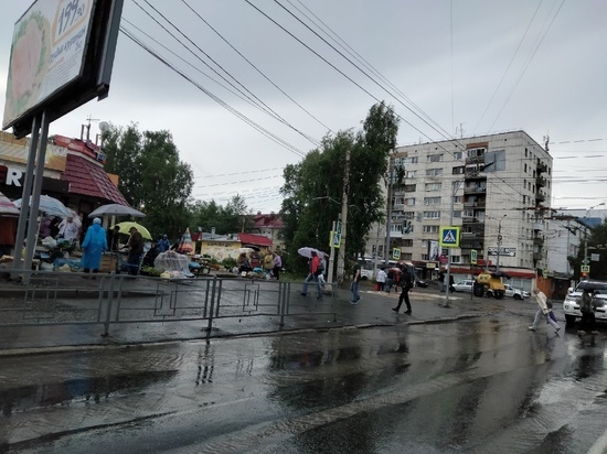 Убрать колейность на перекрестке Фрунзе - Комсомольский томские власти рассчитывают за один уик - энд