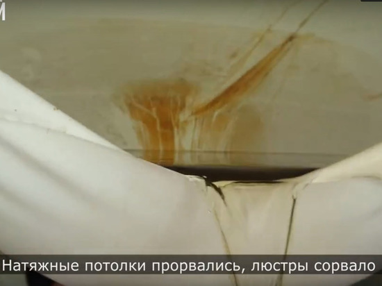 В Кирове во время капремонта в жилом доме затопило квартиры