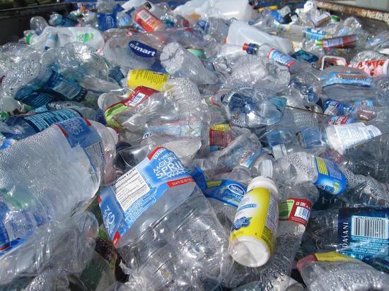 Новый способ переработки пластиковых отходов предложили ученые из Красноярска
