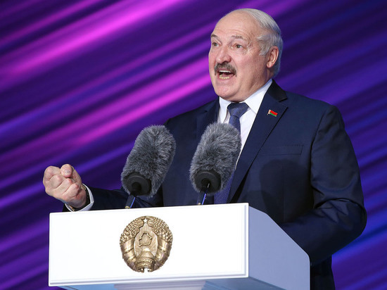 Лукашенко призвал смириться с потерей Украиной ряда регионов