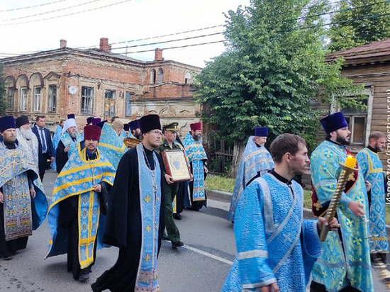 В Сарапуле прошел Казанский крестный ход