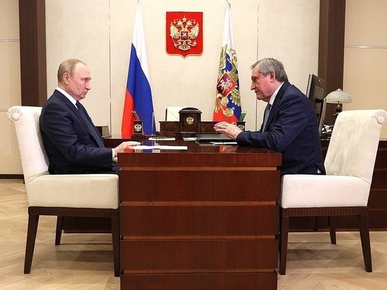 Глава минэнерго рассказал Путину о покупке для Калининградской области двух газовозов