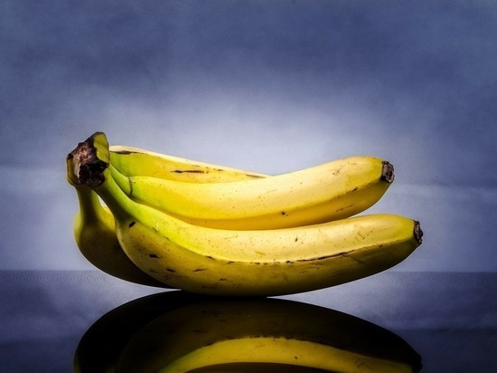 Диетолог Соломатина рассказала об опасности употребления потемневших бананов
