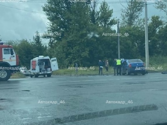 В Курске в массовой аварии на Дериглазова пострадали два человека