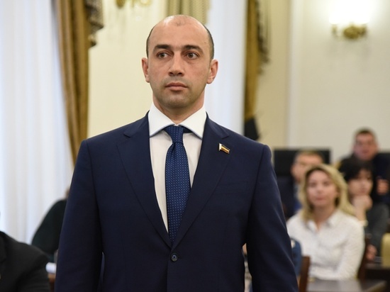 Депутата донского парламента Михаила Сапрыкина отпустили под домашний арест