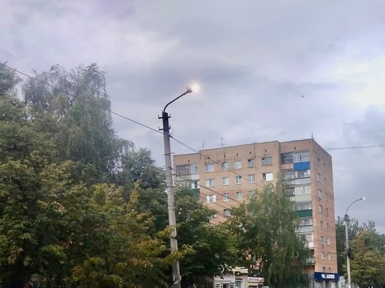 В Курске на улице Союзной заменили 1 878 метров изношенных сетей городского освещения